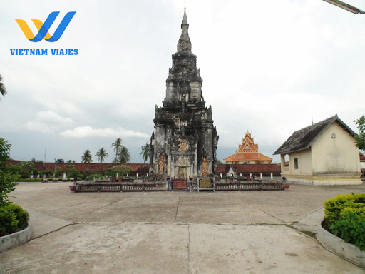 qué visitar en savannakhet laos