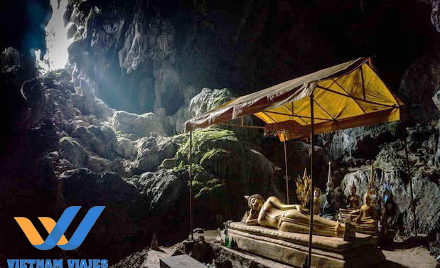 qué hacer en vang vieng laos