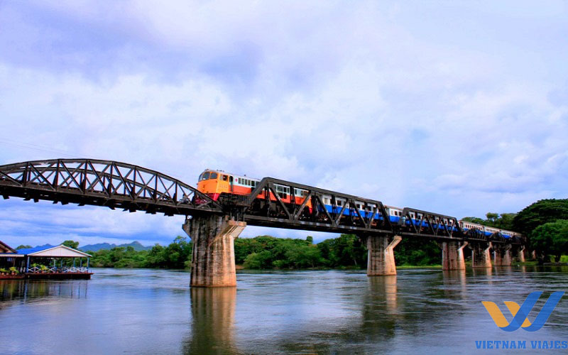 qué hacer en kanchaburi