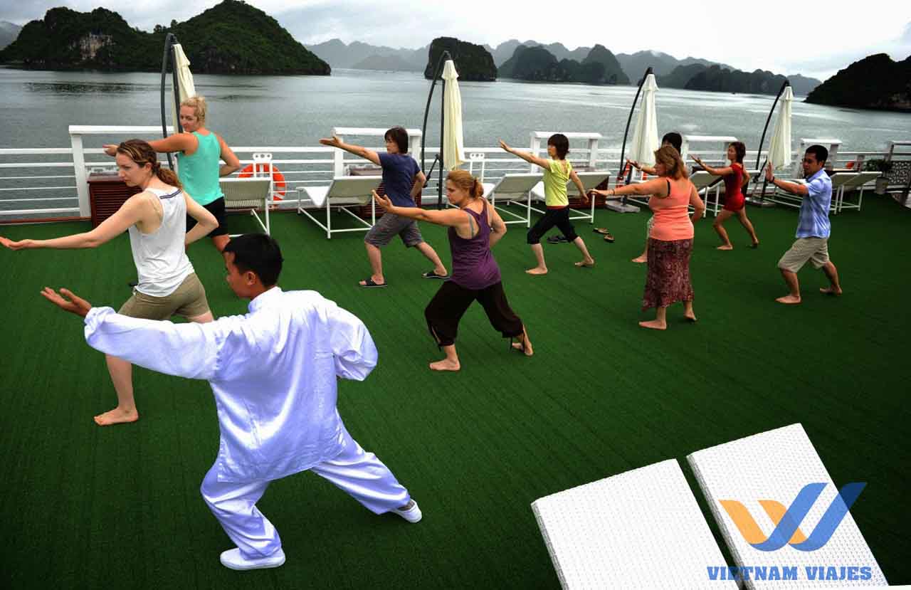 qué hacer en halong vietnam