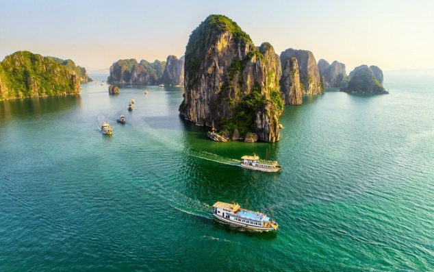 VIAGEM AO VIETNÃ, CAMBOJA, TAILÂNDIA E BALI EM REGULAR - 23 DIAS 22 NOITES